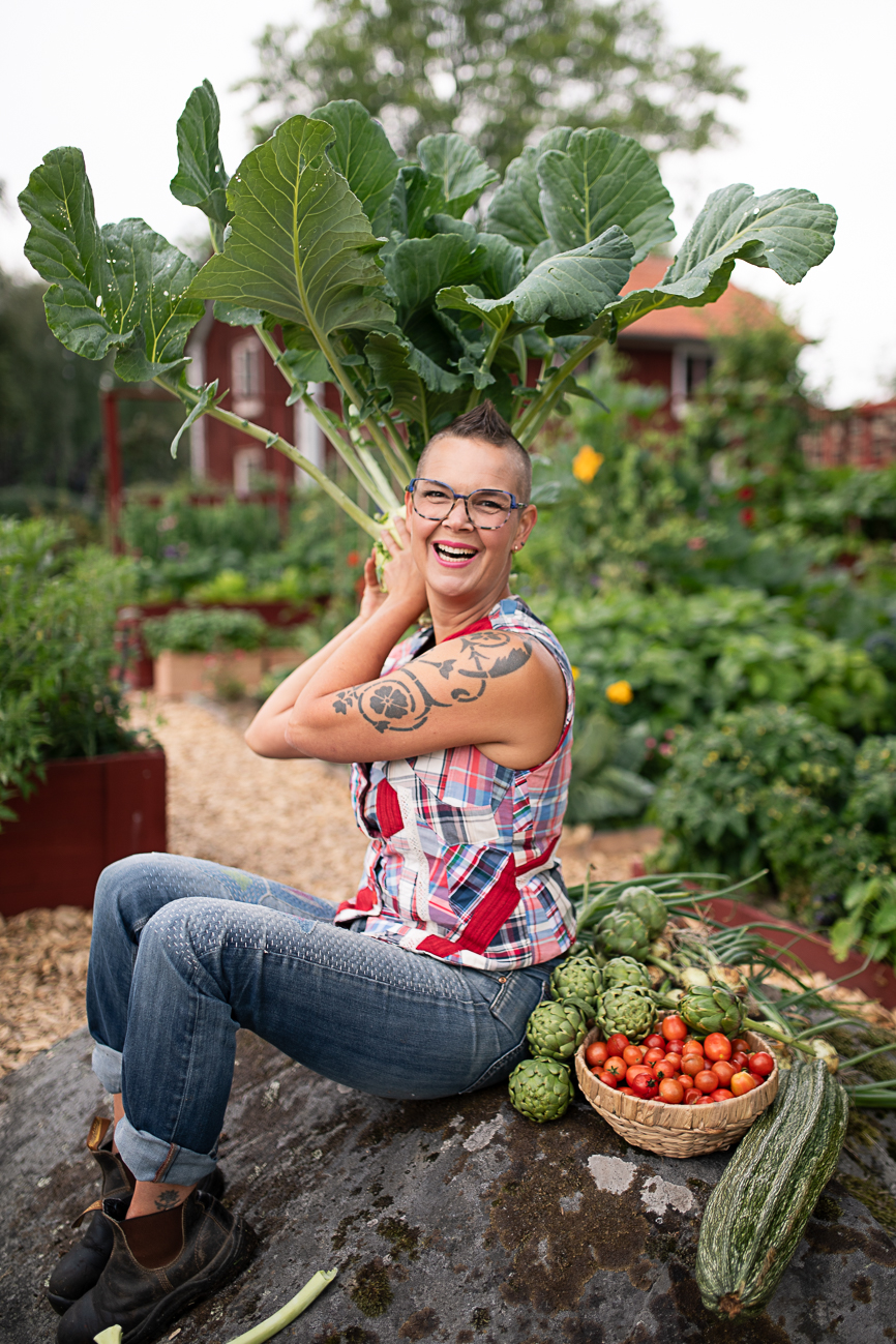 Pressbild: Sara Bäckmo i Skillnadens Trädgård